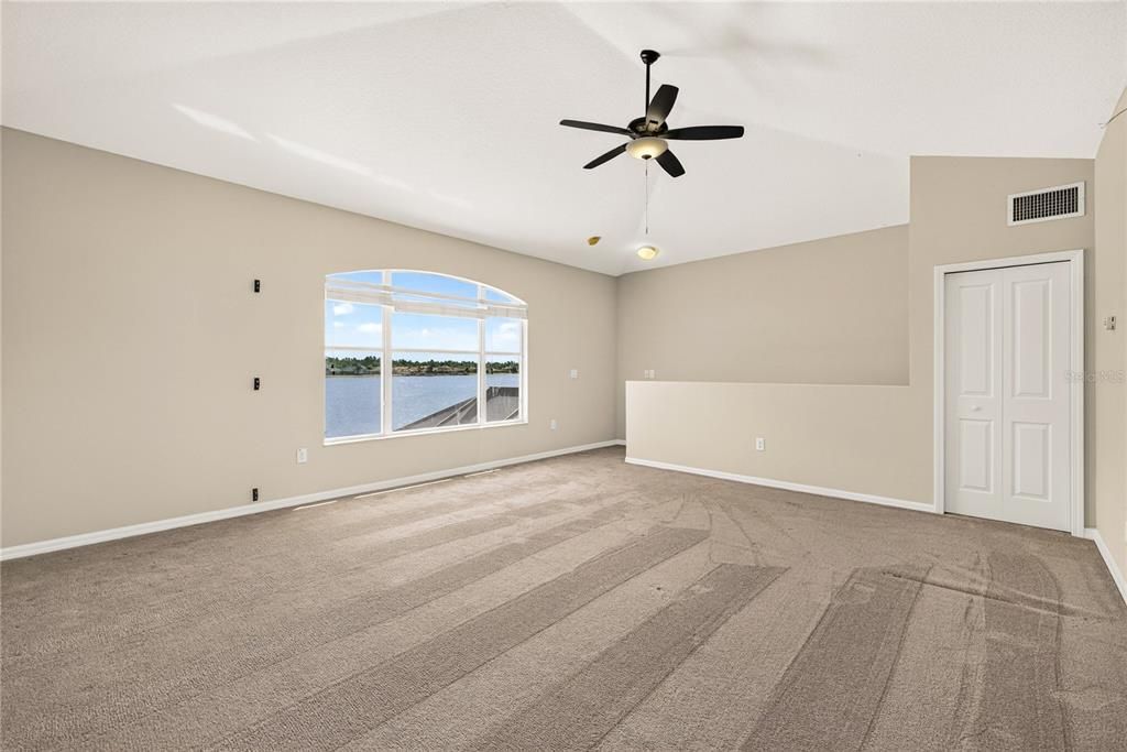 For Sale: $899,000 (5 beds, 3 baths, 3438 Square Feet)