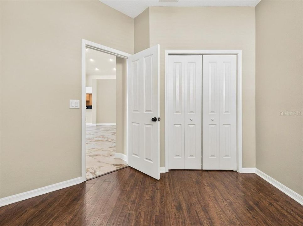 For Sale: $899,000 (5 beds, 3 baths, 3438 Square Feet)