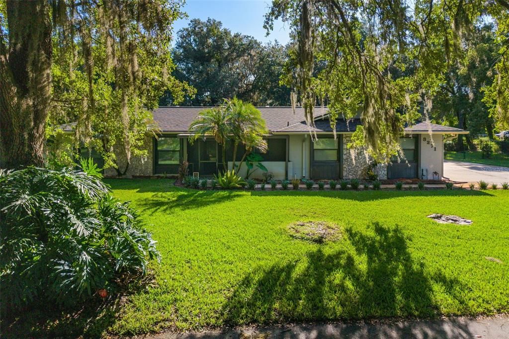 En Venta: $639,900 (4 camas, 2 baños, 2320 Pies cuadrados)