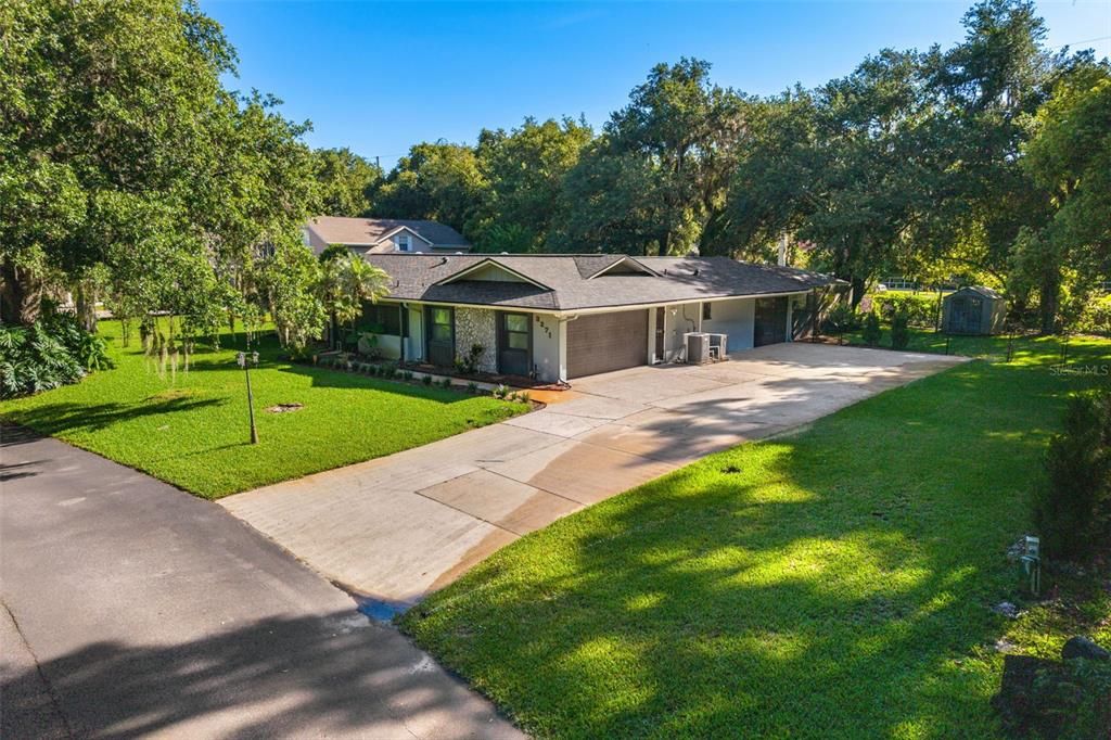 En Venta: $639,900 (4 camas, 2 baños, 2320 Pies cuadrados)