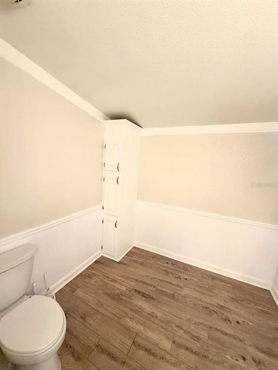 На продажу: $189,900 (3 спален, 2 ванн, 2100 Квадратных фут)