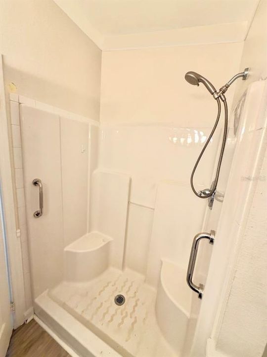 На продажу: $189,900 (3 спален, 2 ванн, 2100 Квадратных фут)