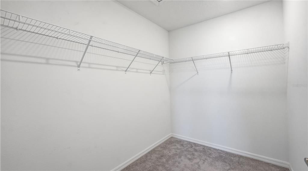 For Sale: $265,000 (3 beds, 2 baths, 1550 Square Feet)
