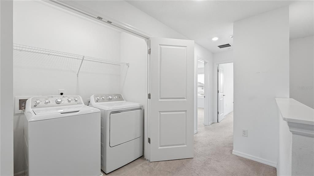For Sale: $265,000 (3 beds, 2 baths, 1550 Square Feet)