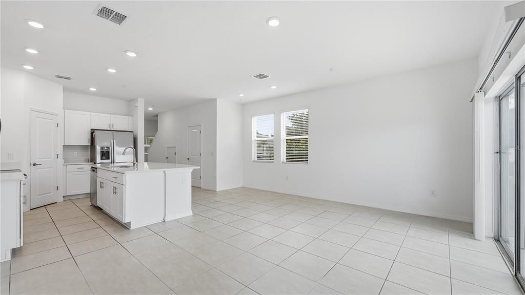 For Sale: $265,000 (3 beds, 2 baths, 1550 Square Feet)