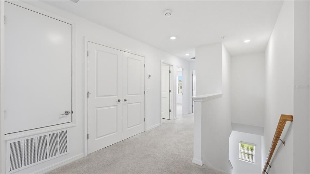 For Sale: $265,000 (3 beds, 2 baths, 1550 Square Feet)