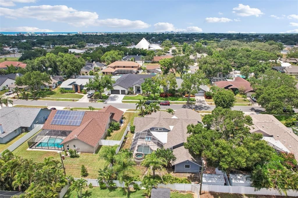 En Venta: $999,900 (4 camas, 3 baños, 2776 Pies cuadrados)