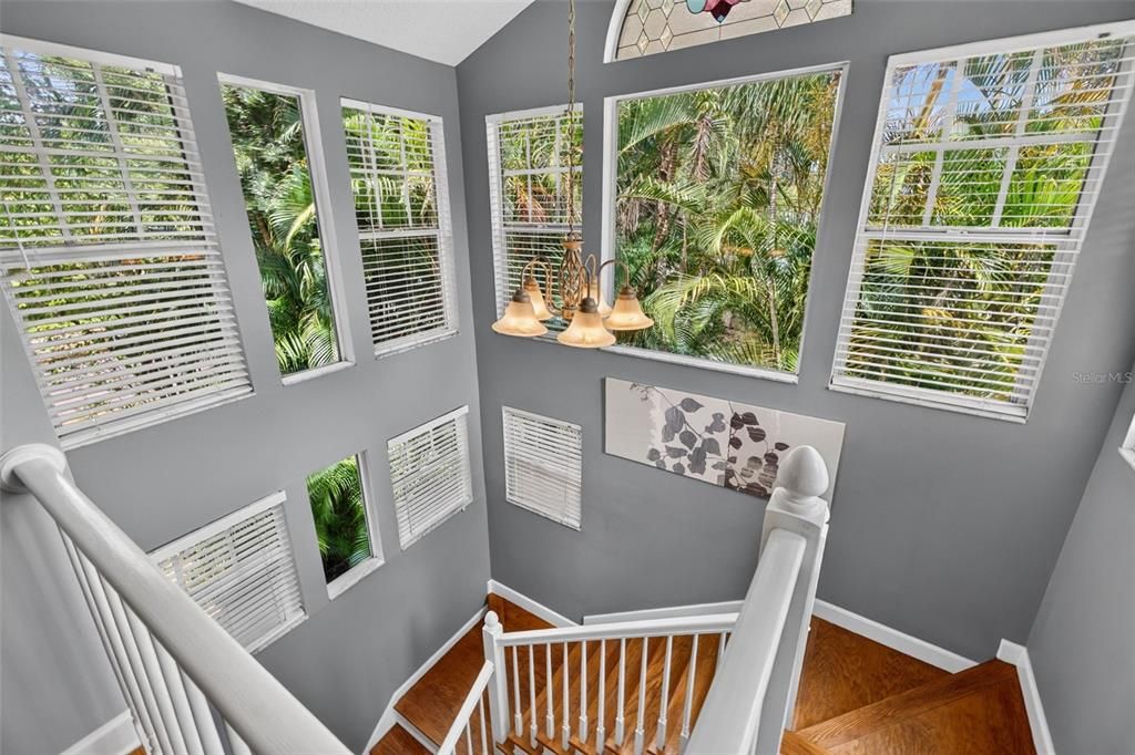 For Sale: $1,100,000 (3 beds, 2 baths, 2376 Square Feet)