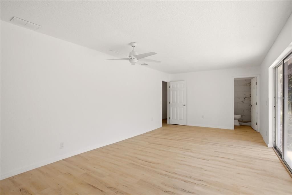 : $650,000 (3 beds, 3 baths, 2407 Square Feet)