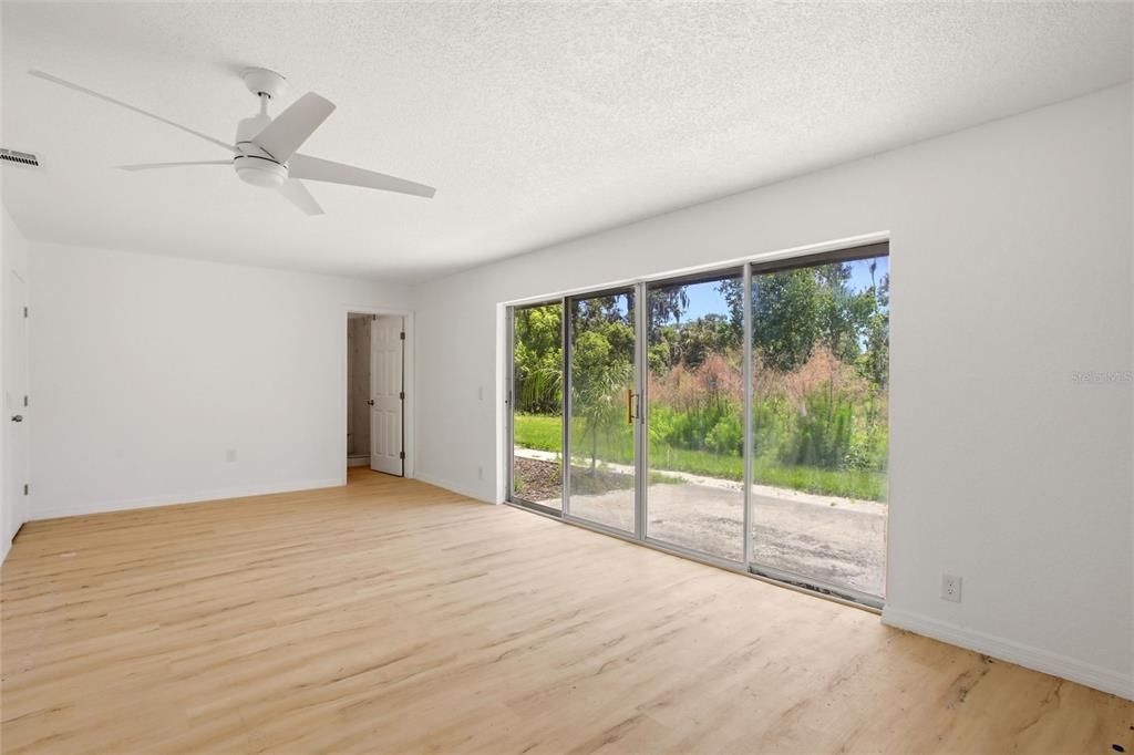 : $650,000 (3 beds, 3 baths, 2407 Square Feet)