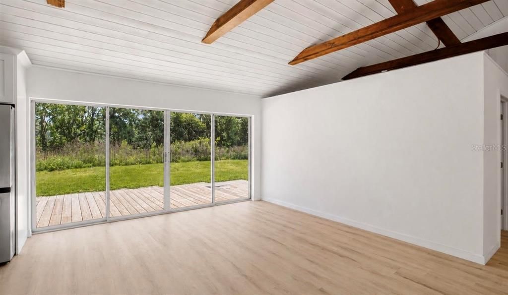 : $650,000 (3 beds, 3 baths, 2407 Square Feet)