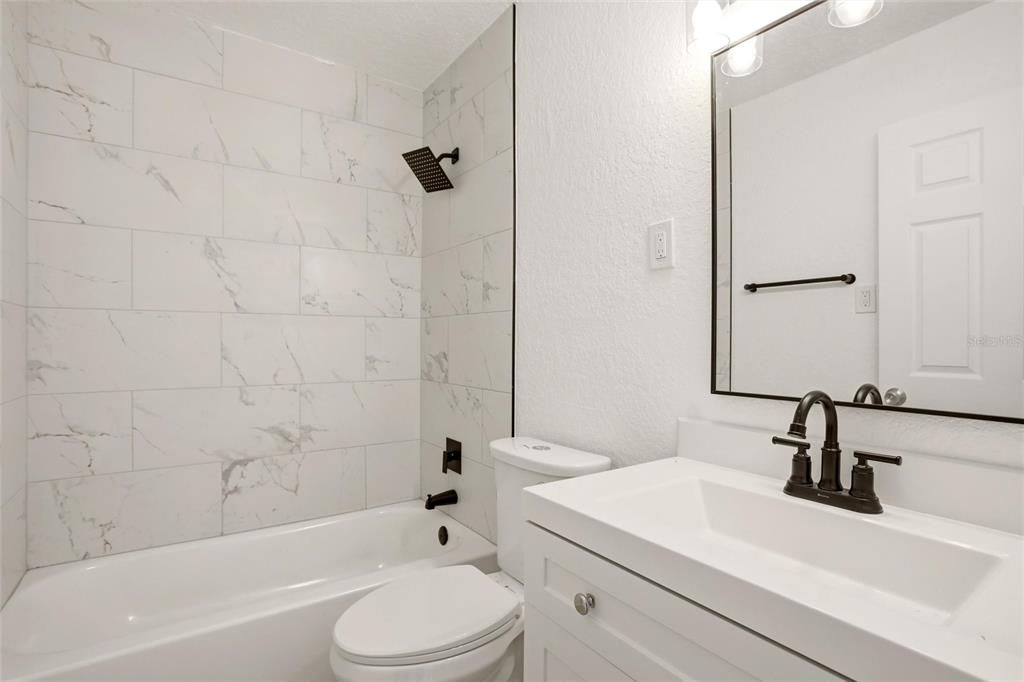 : $650,000 (3 beds, 3 baths, 2407 Square Feet)