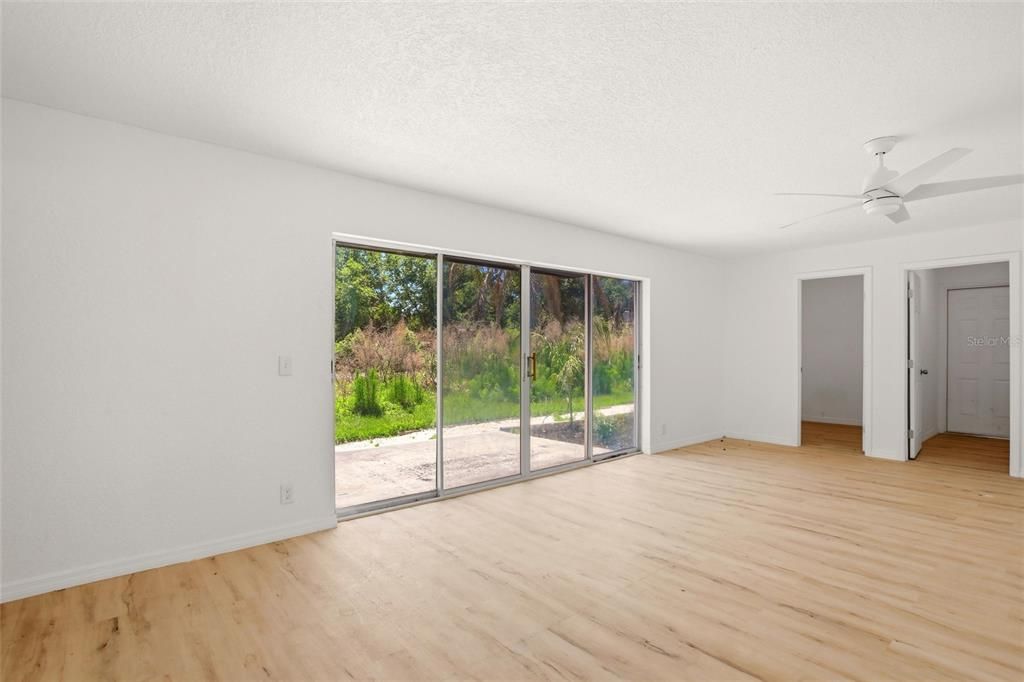 : $650,000 (3 beds, 3 baths, 2407 Square Feet)