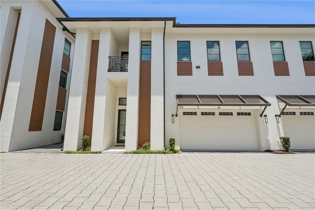 На продажу: $1,399,000 (3 спален, 2 ванн, 2585 Квадратных фут)