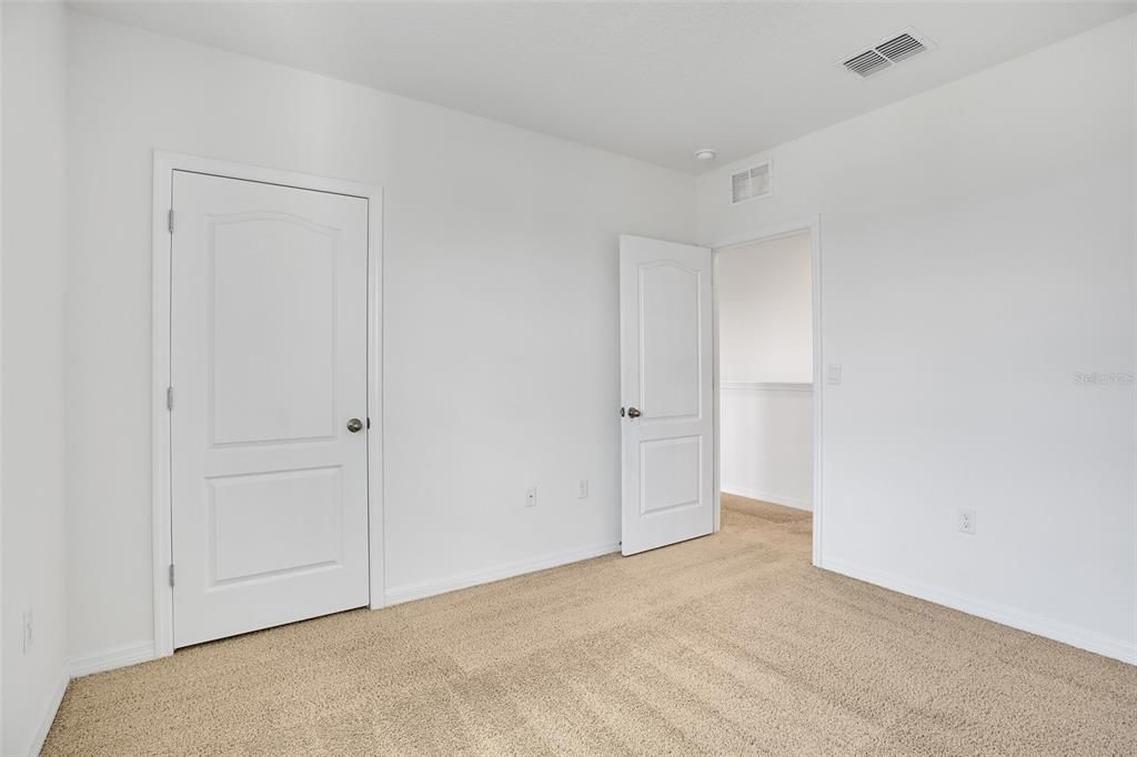 В аренду: $3,200 (5 спален, 3 ванн, 2674 Квадратных фут)