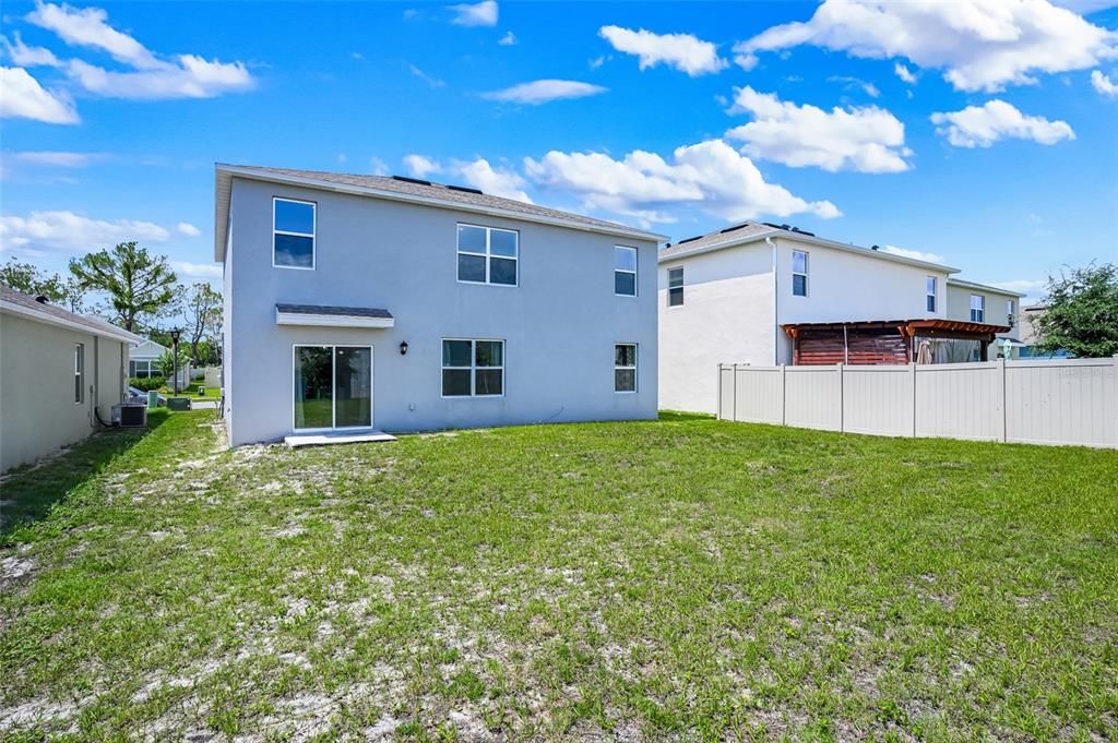 В аренду: $3,200 (5 спален, 3 ванн, 2674 Квадратных фут)