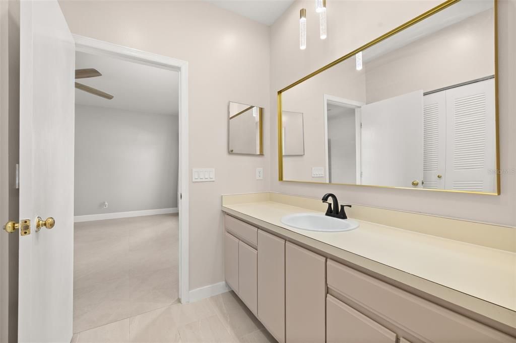В аренду: $2,440 (3 спален, 2 ванн, 1551 Квадратных фут)