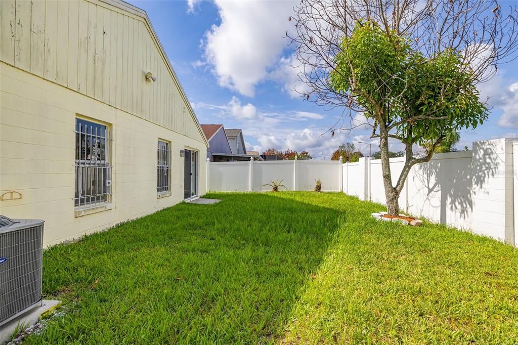 В аренду: $2,440 (3 спален, 2 ванн, 1551 Квадратных фут)