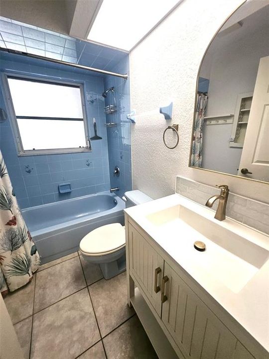 For Rent: $1,600 (2 beds, 2 baths, 1185 Square Feet)