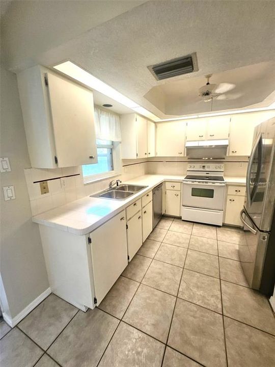 For Rent: $1,600 (2 beds, 2 baths, 1185 Square Feet)