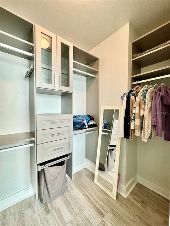 For Rent: $3,500 (2 beds, 2 baths, 1379 Square Feet)