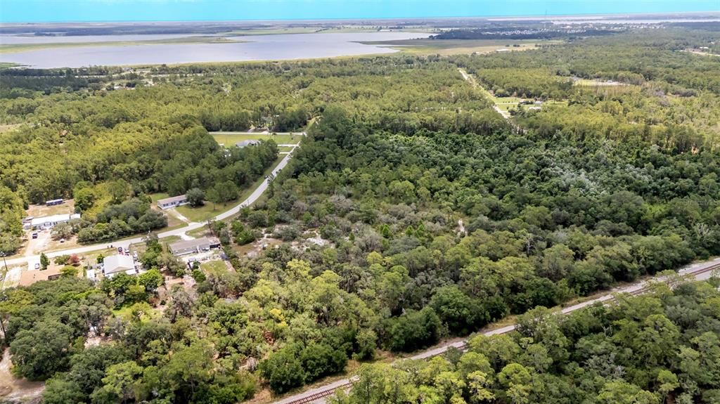 На продажу: $70,000 (2.78 acres)