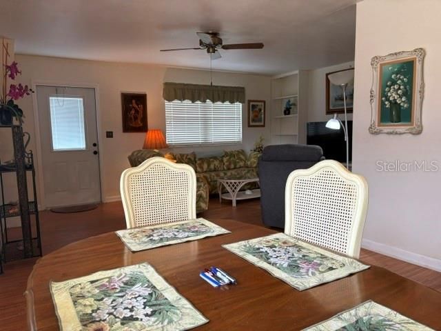 For Sale: $74,900 (1 beds, 1 baths, 800 Square Feet)