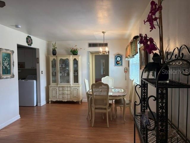 For Sale: $74,900 (1 beds, 1 baths, 800 Square Feet)