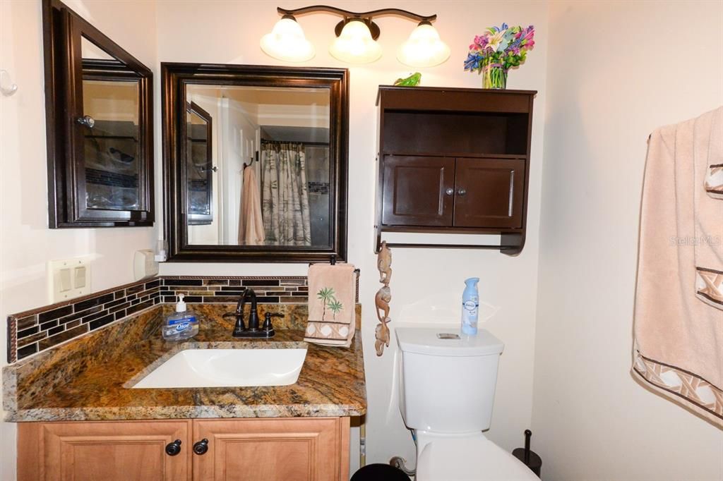 En Venta: $289,900 (2 camas, 2 baños, 1226 Pies cuadrados)