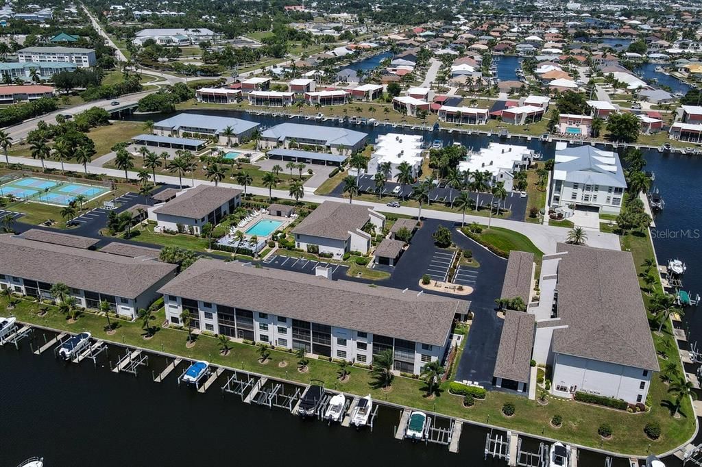 En Venta: $289,900 (2 camas, 2 baños, 1226 Pies cuadrados)