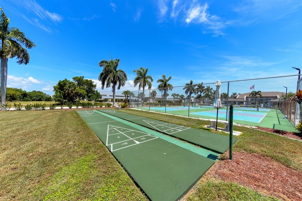 En Venta: $289,900 (2 camas, 2 baños, 1226 Pies cuadrados)
