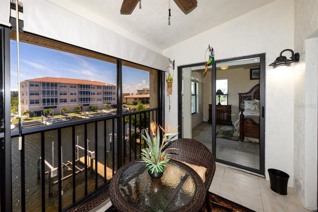 En Venta: $289,900 (2 camas, 2 baños, 1226 Pies cuadrados)