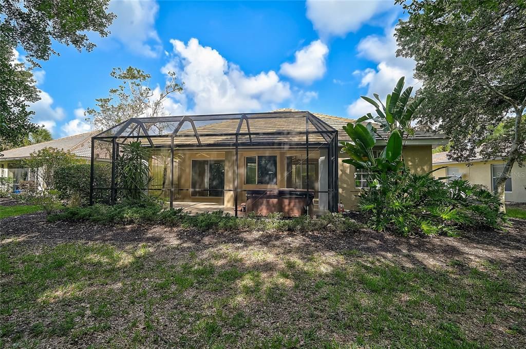 На продажу: $389,000 (2 спален, 2 ванн, 1897 Квадратных фут)