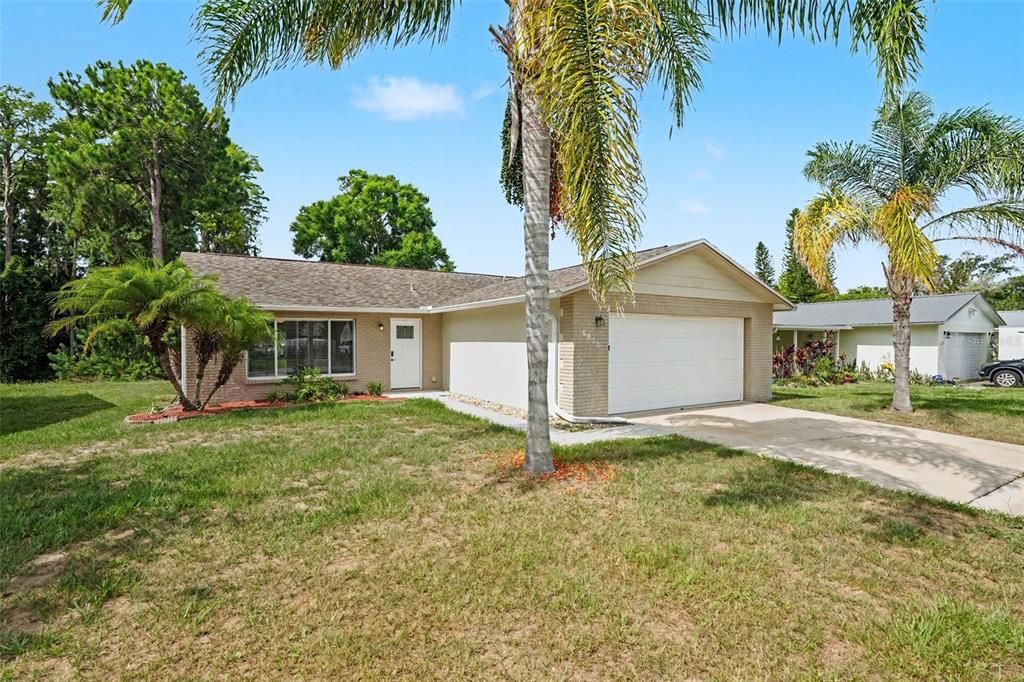 For Sale: $304,900 (3 beds, 2 baths, 1591 Square Feet)