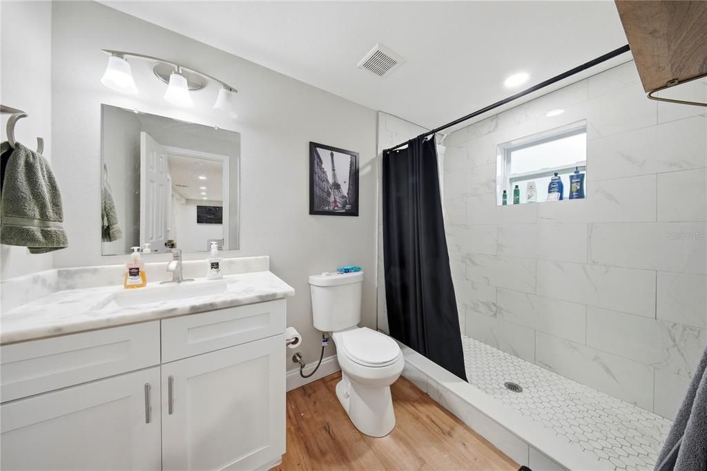 For Sale: $499,999 (4 beds, 3 baths, 2136 Square Feet)