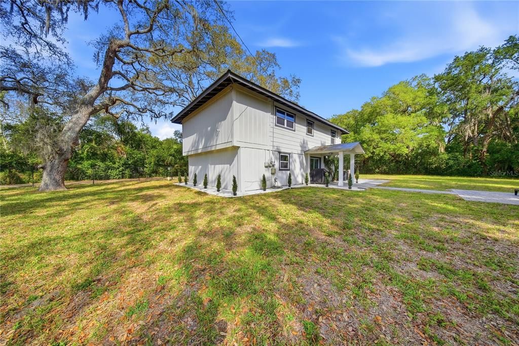 For Sale: $499,999 (4 beds, 3 baths, 2136 Square Feet)