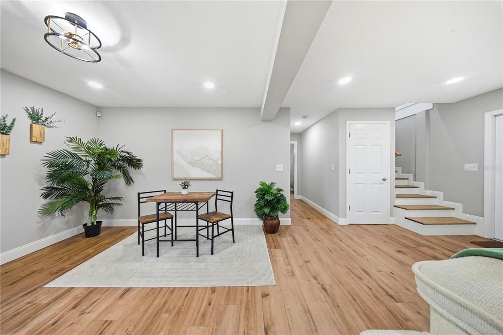 For Sale: $499,999 (4 beds, 3 baths, 2136 Square Feet)