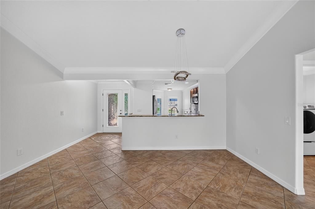 На продажу: $425,000 (3 спален, 2 ванн, 1561 Квадратных фут)