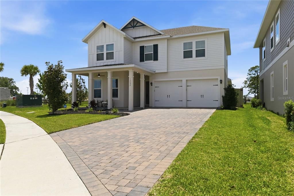For Sale: $850,000 (4 beds, 3 baths, 2993 Square Feet)