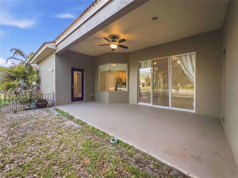 En Venta: $540,000 (4 camas, 3 baños, 3114 Pies cuadrados)