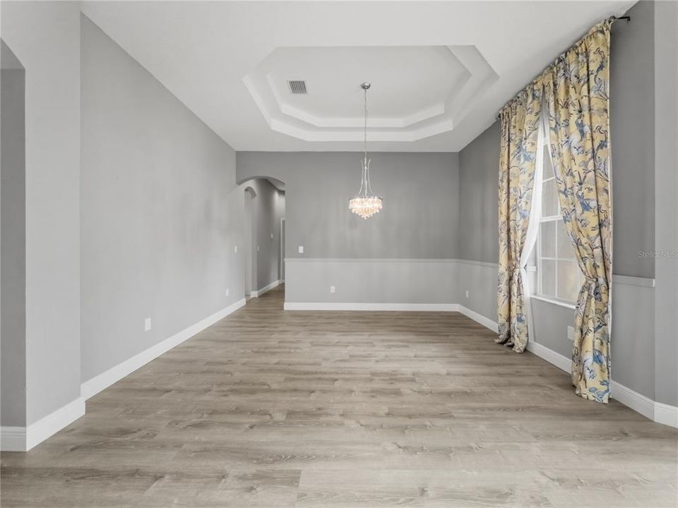 En Venta: $540,000 (4 camas, 3 baños, 3114 Pies cuadrados)