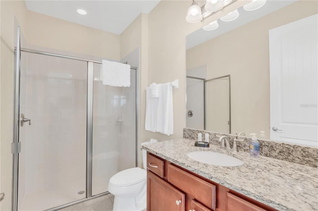 For Rent: $4,250 (8 beds, 7 baths, 3412 Square Feet)