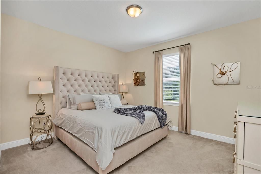 For Rent: $4,250 (8 beds, 7 baths, 3412 Square Feet)