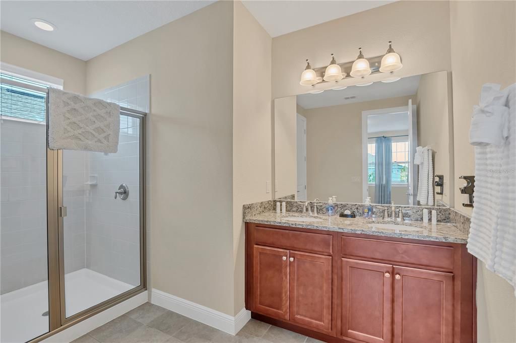 For Rent: $4,250 (8 beds, 7 baths, 3412 Square Feet)