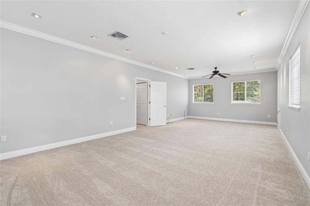 For Sale: $875,000 (3 beds, 3 baths, 3431 Square Feet)