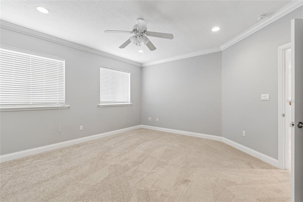 For Sale: $875,000 (3 beds, 3 baths, 3431 Square Feet)