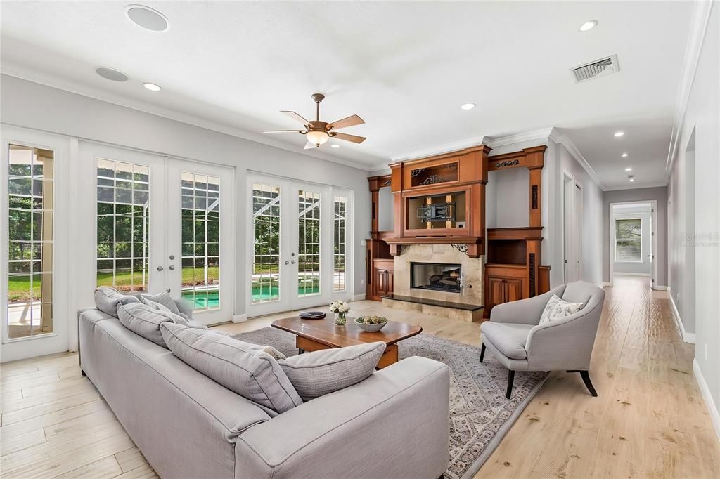 For Sale: $875,000 (3 beds, 3 baths, 3431 Square Feet)