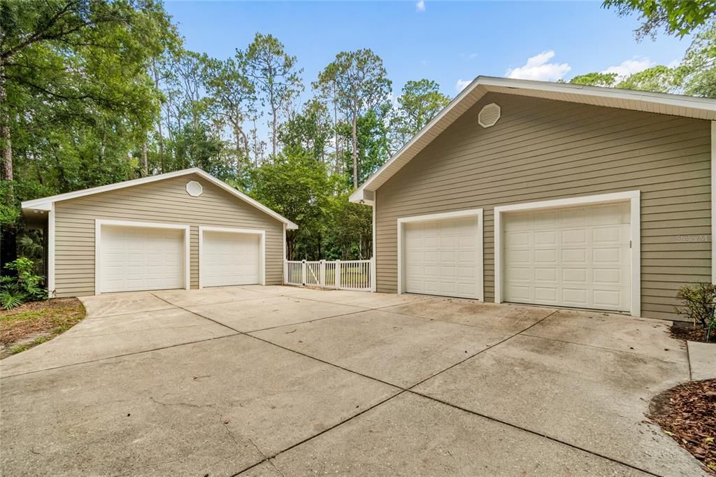 For Sale: $875,000 (3 beds, 3 baths, 3431 Square Feet)