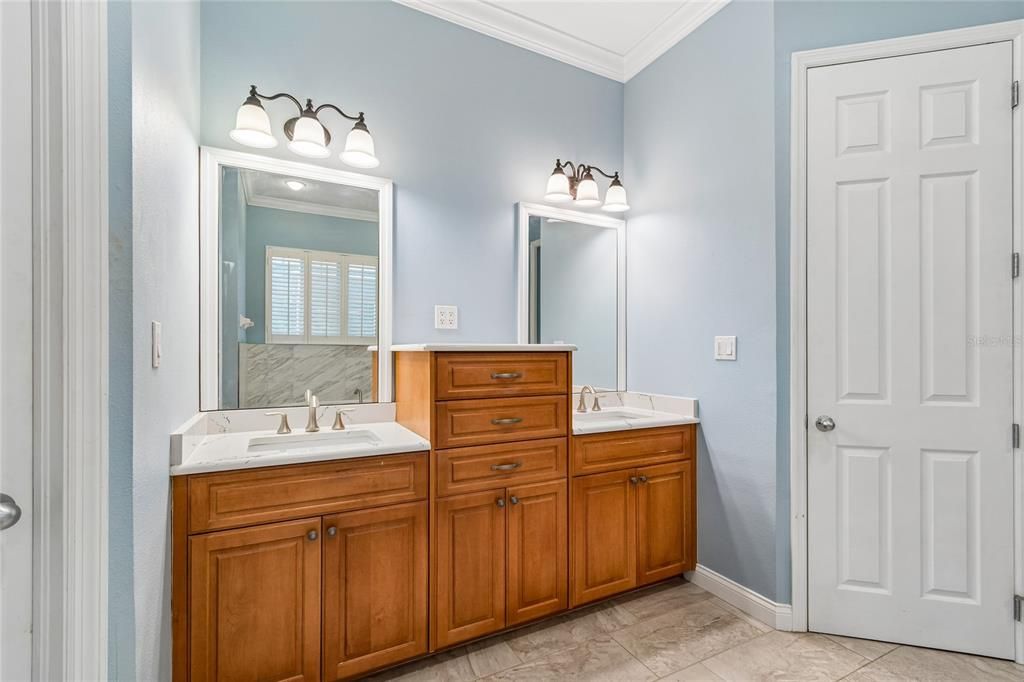 For Sale: $875,000 (3 beds, 3 baths, 3431 Square Feet)