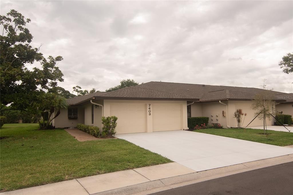For Sale: $419,900 (3 beds, 2 baths, 1922 Square Feet)